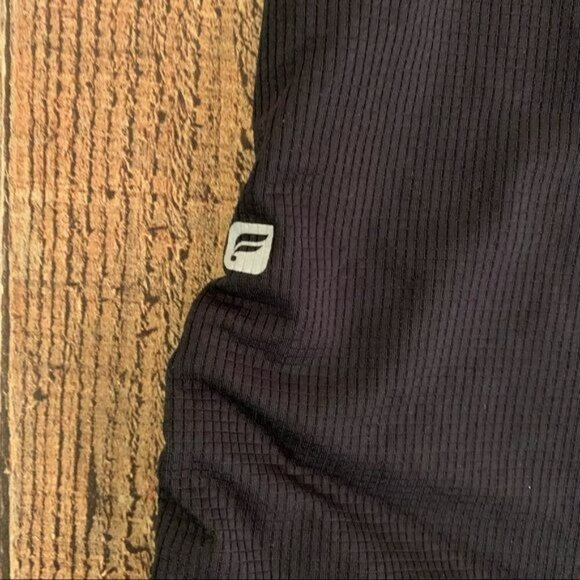 Fabletics womens athletic workout long sleeve top with side cinch in black - Picture 6 of 7